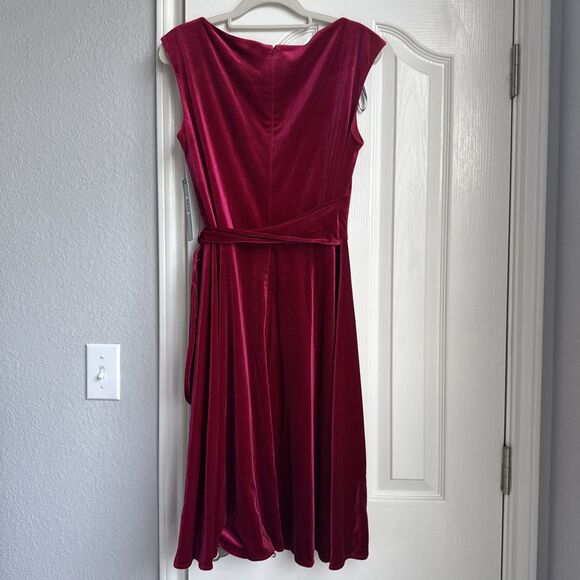 NWT TAHARI Arthur S. Levine ASL Stretch Velvet Tie Waist Red Dress Size 6 - Picture 5 of 8